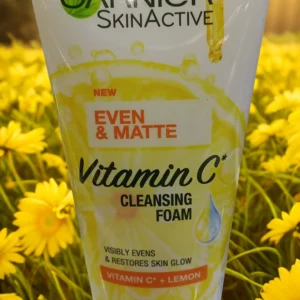 Garnier SkinActive Even & Matte Vitamin C Cleansing Foam