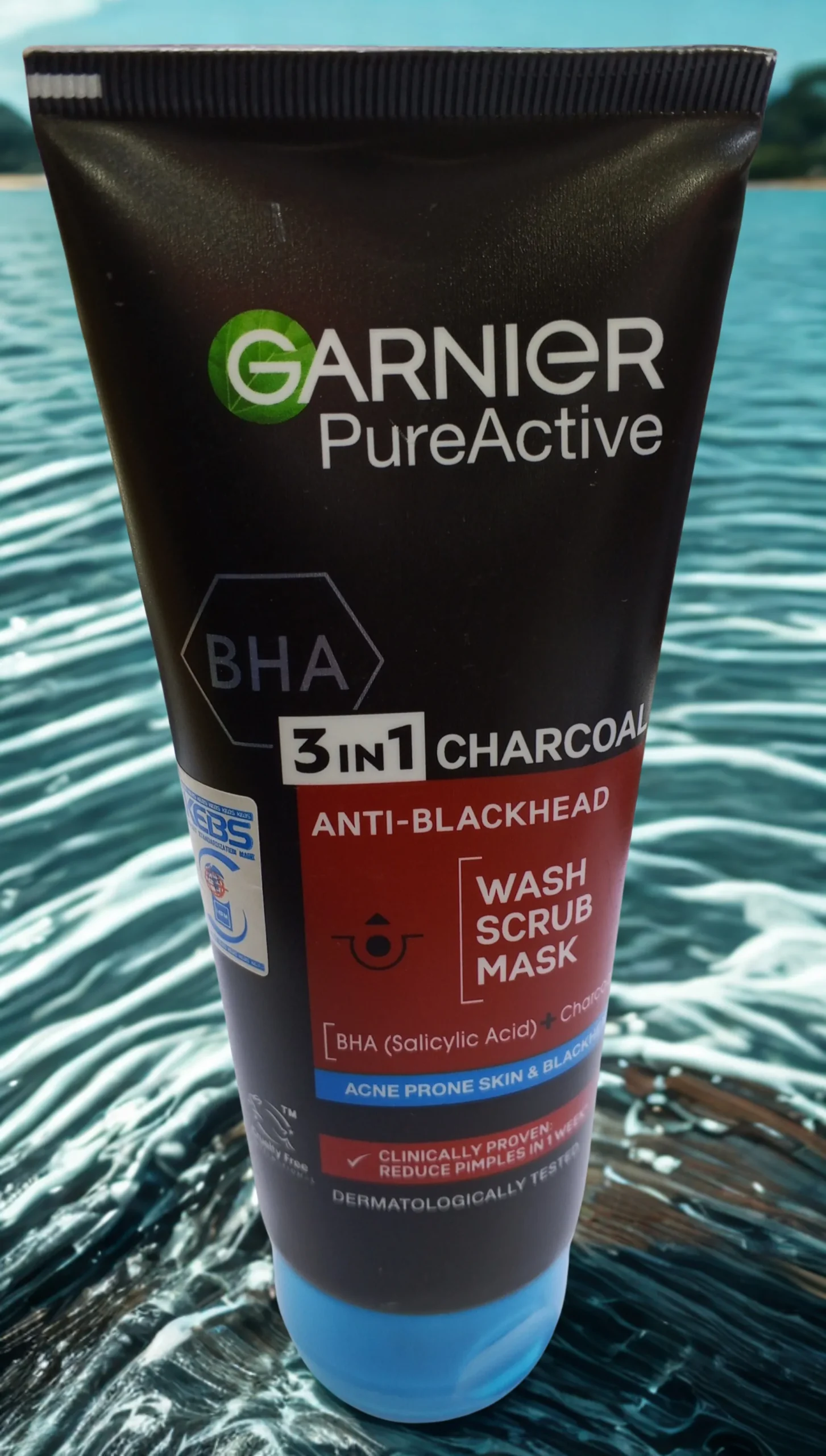 Garnier SkinActive Pure Active 3-in-1 Charcoal Anti-Blackhead wash