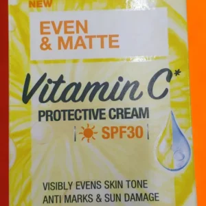 Garnier SkinActive Even & Matte Vitamin C Protective Cream SPF30