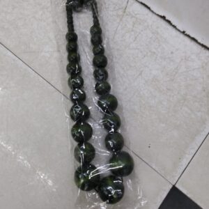 Wooden necklace - jungle green